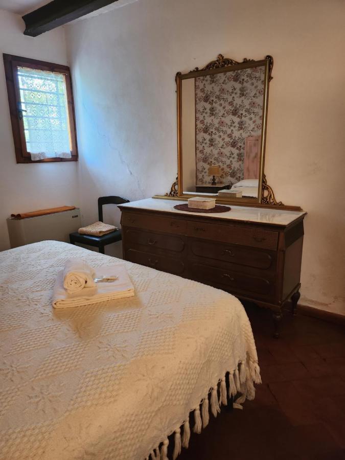 Il Giuggiolo - La Collina Della Quiete Bed and Breakfast Certaldo Rum bild